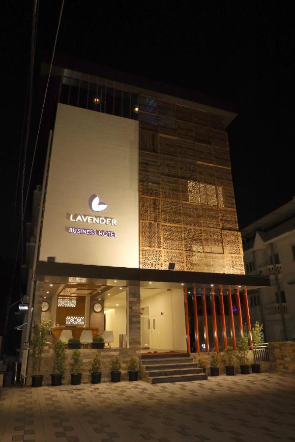 Hotel Lavender Infopark Kochi Exterior foto
